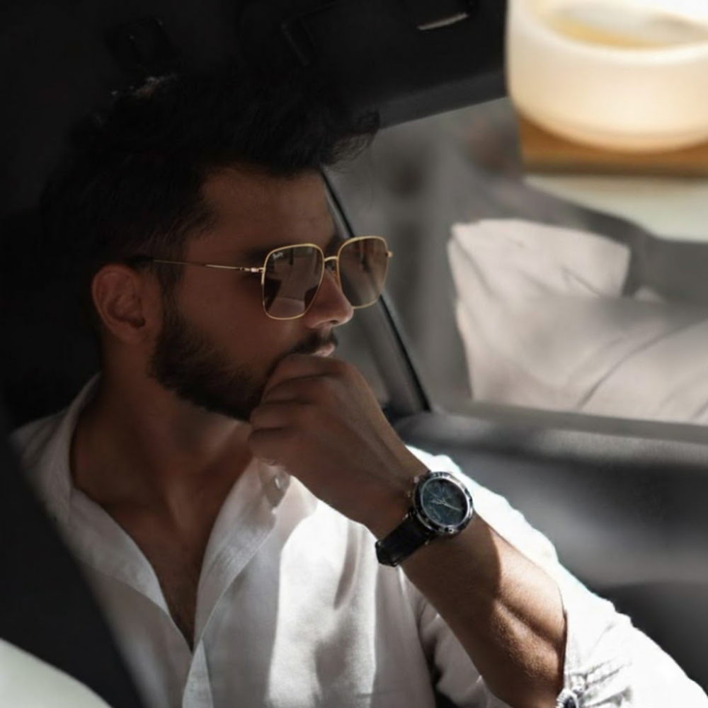 Gafas Prada Frame Shades